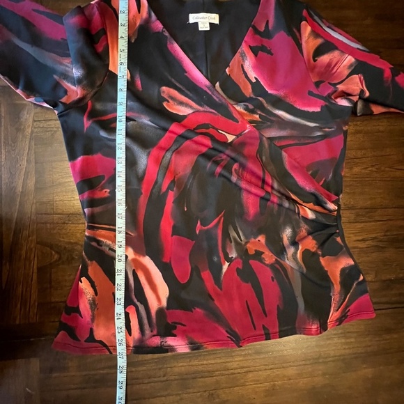 Coldwater Creek Abstract Wrap with Deep red & Black colors, Size 1X - Picture 8 of 11